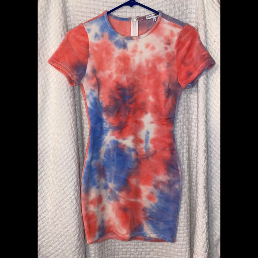 FashionNova Tiedye dress